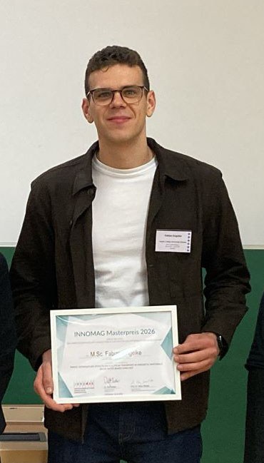 Innomag_Master_Preis_Fabian_Engelke_crop.jpg Innomag_Master_Preis_Fabian_Engelke_crop.jpg