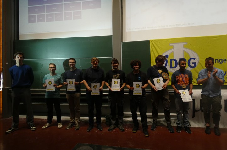 Gruppenfoto der Teilnehmenden und Veranstaltenden © DPG / Klioba 2025