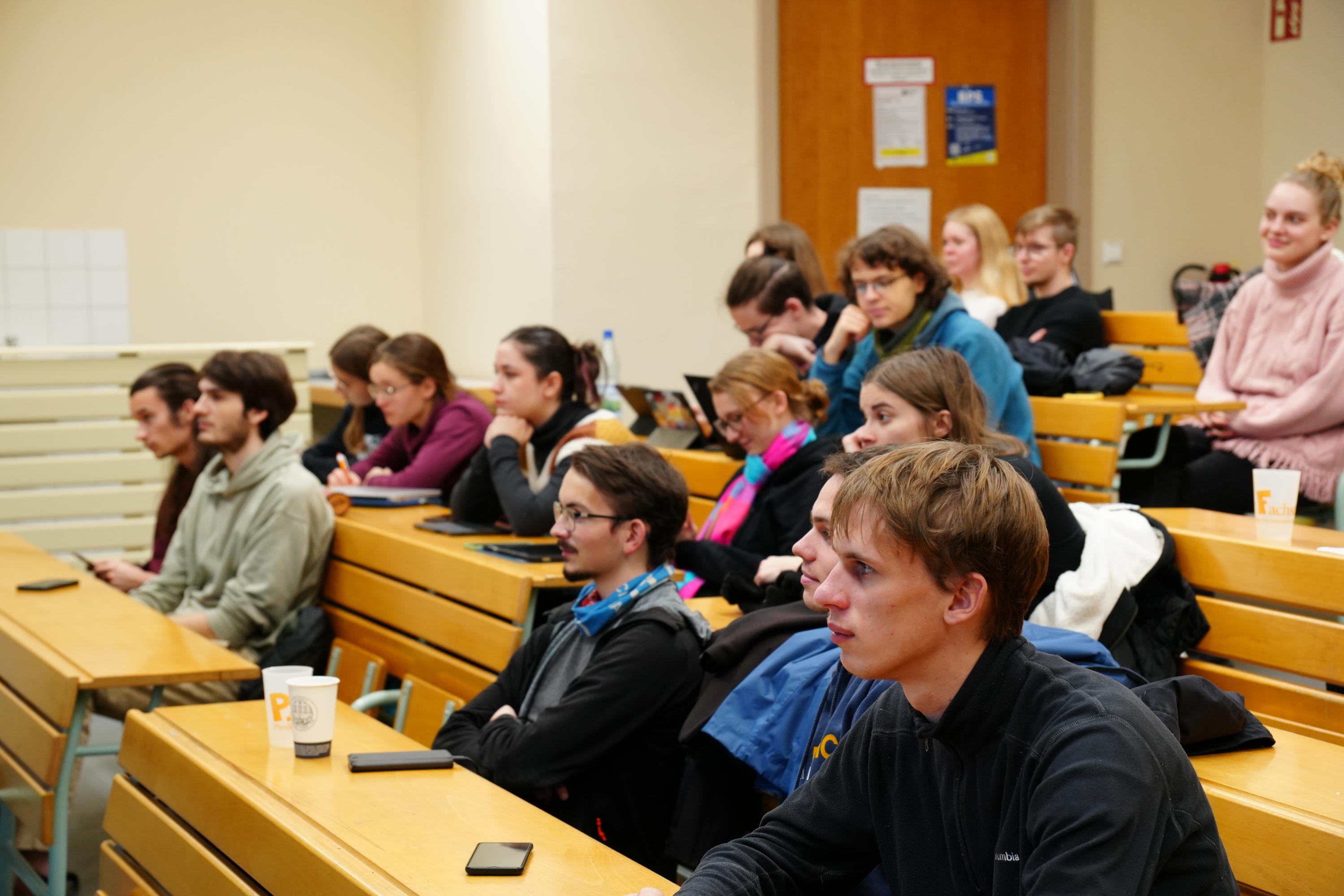 Publikum bei der Bachelor-Presentation-Session © DPG / Ritzkowski 2024